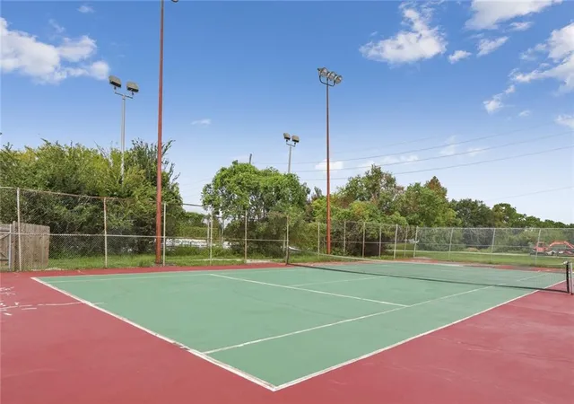 2nd image of 1500 W Esplanade Ave, Kenner, LA 70065