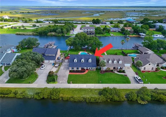 1st image of 258 Moonraker Dr, Slidell, LA 70458 | MLS# 2561655