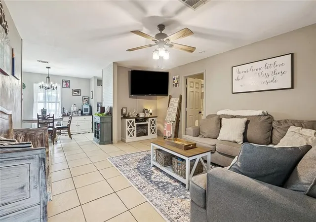 Photo 3 of Single family home for sale at 444 W Harding St, Destrehan, LA 70047 | MLS# 2561526 | Listing updated on 2026-08-29
