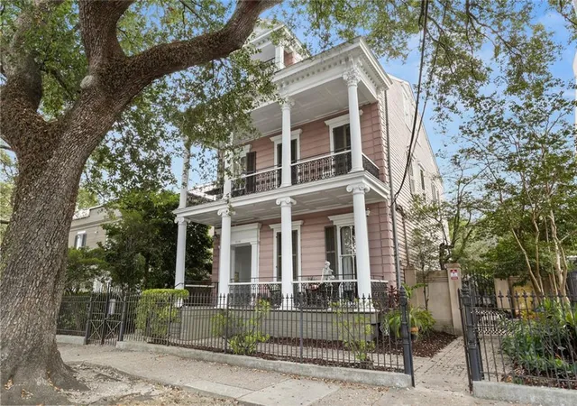3rd image of 3206 St Charles Ave, New Orleans, LA 70115 | MLS# 2561584