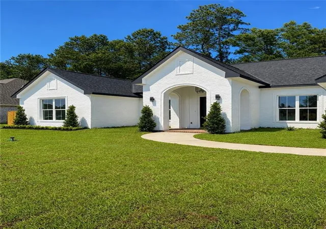 Photo 2 of Single family home for sale at 39626 Summer Ln, Ponchatoula, LA 70454 | MLS# 2561726 | Listing updated on 2026-07-25