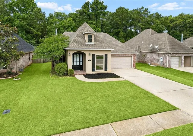 1st image of 397 S Brown Thrasher Loop, Madisonville, LA 70447 | MLS# 2561797
