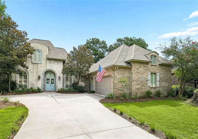 2nd image of 1173 Springwater Dr, Mandeville, LA 70471 | MLS# 2561454