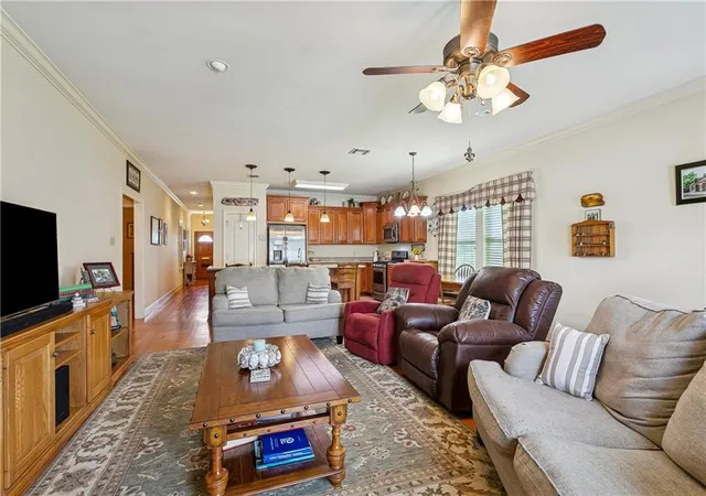 4th image of 5650 Orleans Ave, New Orleans, LA 70124 | MLS# 2561729