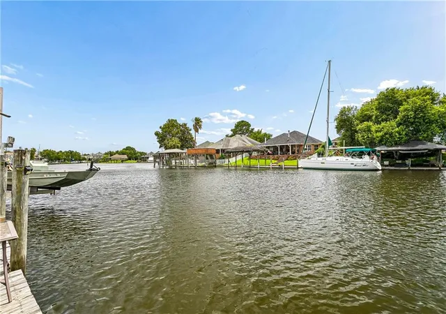 17th image of 504 Marina Dr, Slidell, LA 70458 | MLS# 2561803