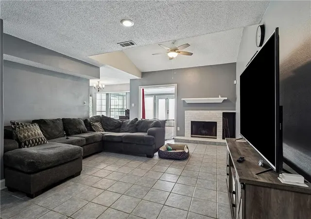 3rd image of 504 Marina Dr, Slidell, LA 70458 | MLS# 2561803