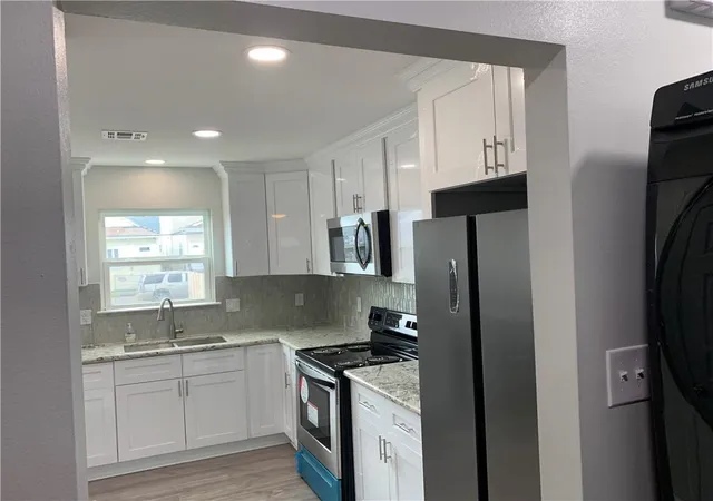 Photo 4 of Single family home for sale at 2421 S Roman St, New Orleans, LA 70125 | MLS# 2561669 | Listing updated on 2026-07-13