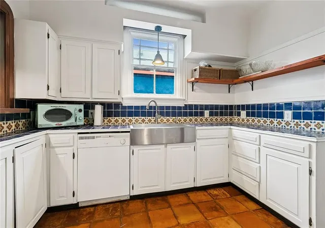 2nd image of 3027 Paris Ave, New Orleans, LA 70119 | MLS# 2561878