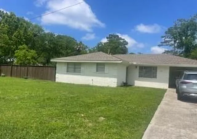 3rd image of 756 Atalin St, Mandeville, LA 70448 | MLS# 2559359