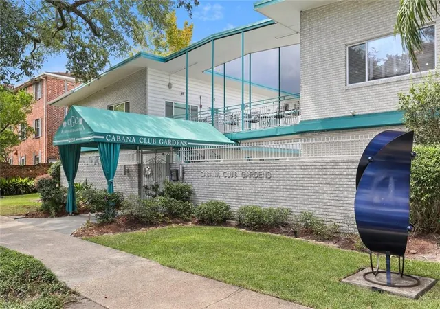 2nd image of 2833 St Charles Ave #26, New Orleans, LA 70115 | MLS# 2561678