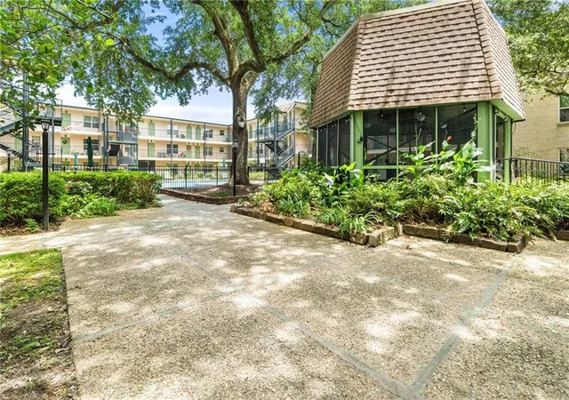 Homes for sale in Metairie, LA | 2732 Whitney Pl #311, Metairie, LA 70002 | MLS# 2561907