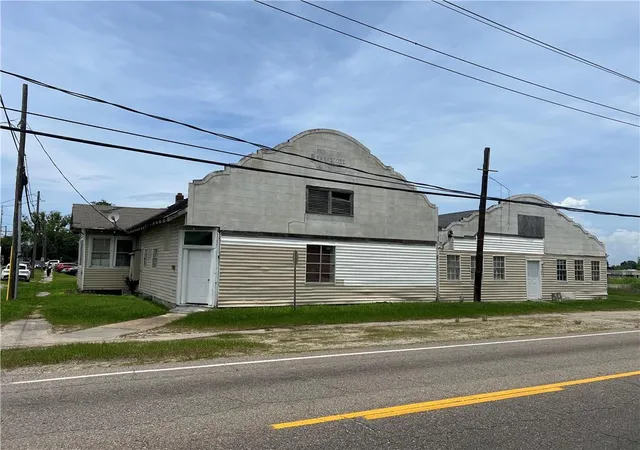 3rd image of 300 Farrar Ave, Kenner, LA 70062 | MLS# 2561640