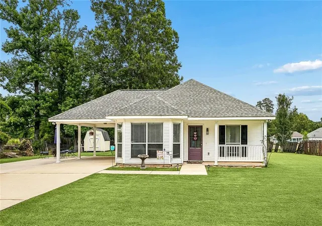 Homes for sale in Tickfaw, LA | 48066 Sibley Rd, Tickfaw, LA 70466 | MLS# 2561805