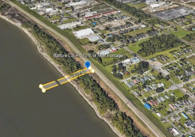 Photo 3 of Land for sale at Batture Lot H 706' Of River Frontage, Kenner, LA 70062 | MLS# 2562020 | Listing updated on 2026-06-12