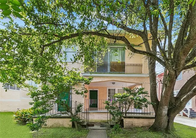 Homes for sale in New Orleans, LA | 1617 19 Broadway St, New Orleans, LA 70118 | MLS# 2561834