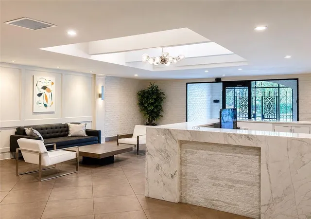 2nd image of 1765 Coliseum St #309, New Orleans, LA 70130 | MLS# 2561971
