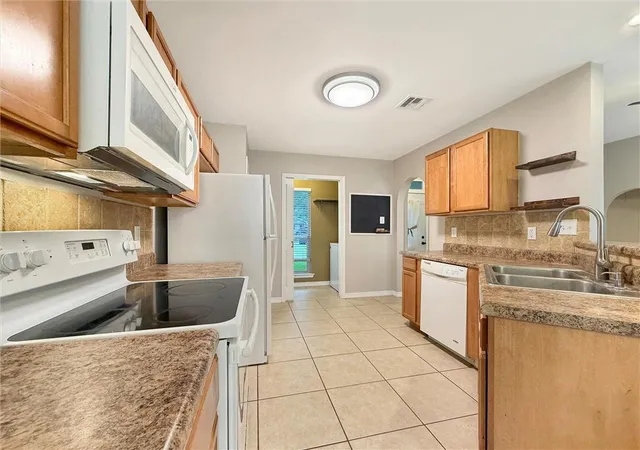 3rd image of 113 Davis St, Madisonville, LA 70447 | MLS# 2562102