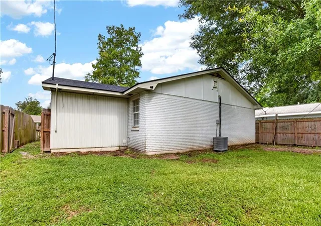 Homes for sale in Ponchatoula, LA | 250 Eighth Street Dr, Ponchatoula, LA 70454 | MLS# 2562095