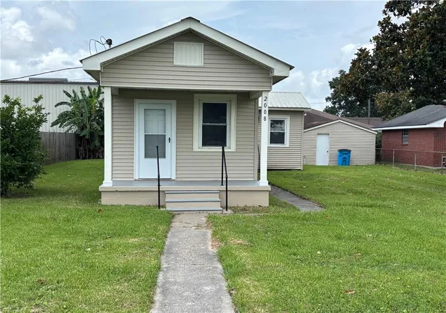 2nd image of 2008 General Pershing St, Violet, LA 70092 | MLS# 2561968