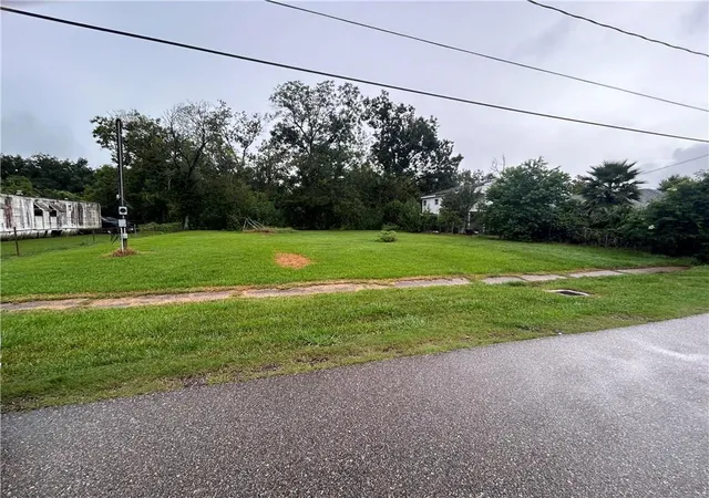 Homes for sale in St Rose, LA | 409 Oak St, St Rose, LA 70087 | MLS# 2562191