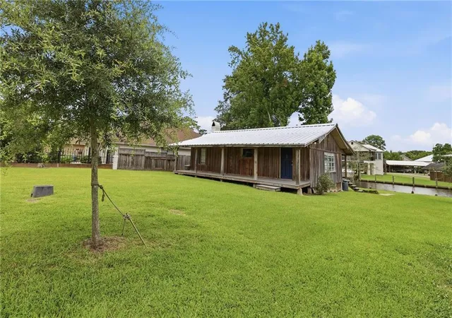 Homes for sale in Springfield, LA | 32533 Rainy Ln, Springfield, LA 70462 | MLS# 2561859