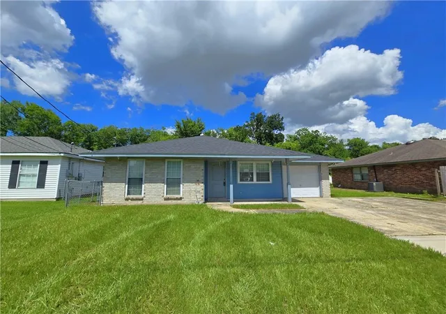 Homes for sale in La Place, LA | 504 Magnolia Ave, La Place, LA 70068 | MLS# 2562034