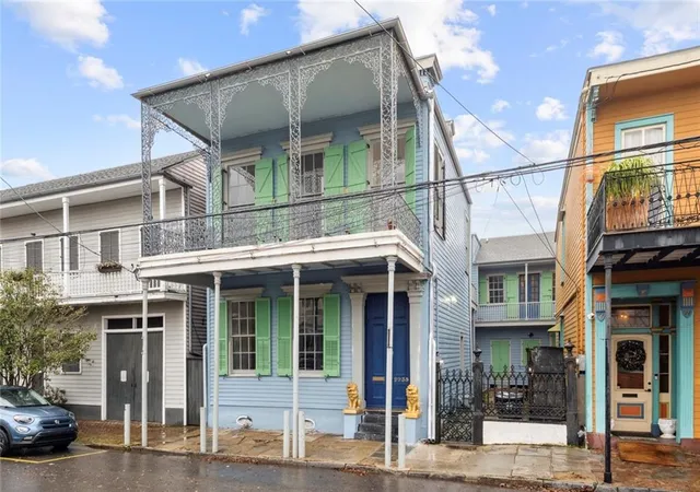 Homes for sale in New Orleans, LA | 2235 Chartres St, New Orleans, LA 70117 | MLS# 2562177