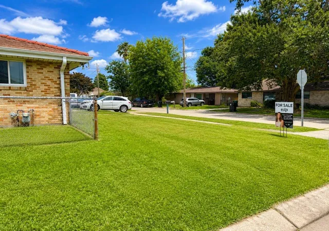 4th image of 2400 Volpe St, Chalmette, LA 70043 | MLS# 2562257
