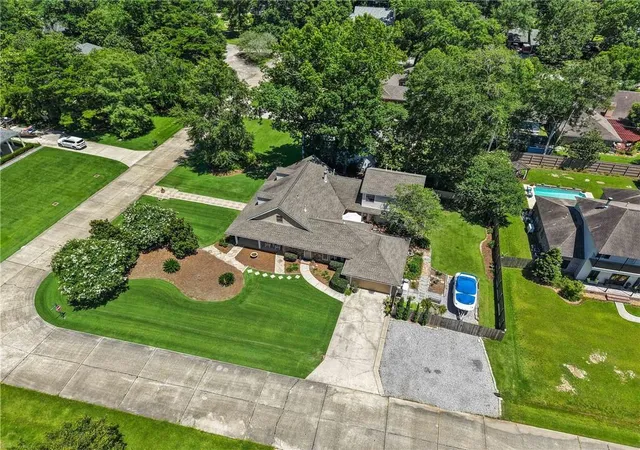 5th image of 57 Magnolia Ridge Dr, Madisonville, LA 70447 | MLS# 2562242