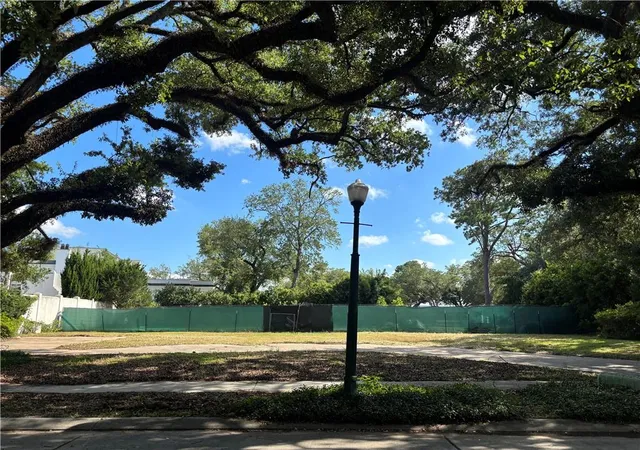 Photo 1 of Land for sale at 38 Pelham Dr, Metairie, LA 70005 | MLS# 2562271 | Listing updated on 2026-06-11