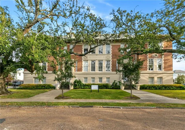 1st image of 800 N Rendon St #307, New Orleans, LA 70119 | MLS# 2561492