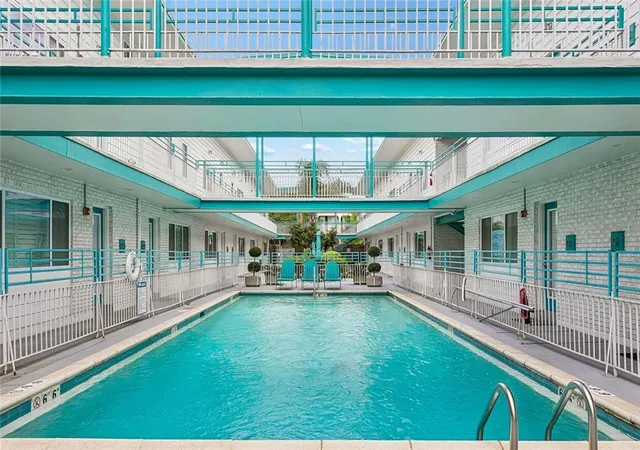 3rd image of 2833 Saint Charles Ave #25, New Orleans, LA 70115 | MLS# 2561265