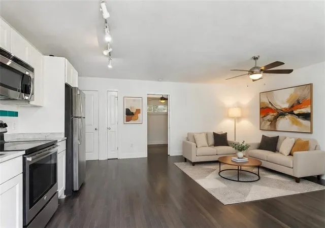 5th image of 2833 Saint Charles Ave #25, New Orleans, LA 70115 | MLS# 2561265