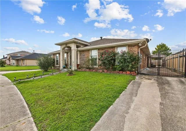 3rd image of 11276 Fernley Dr, New Orleans, LA 70128 | MLS# 2562514