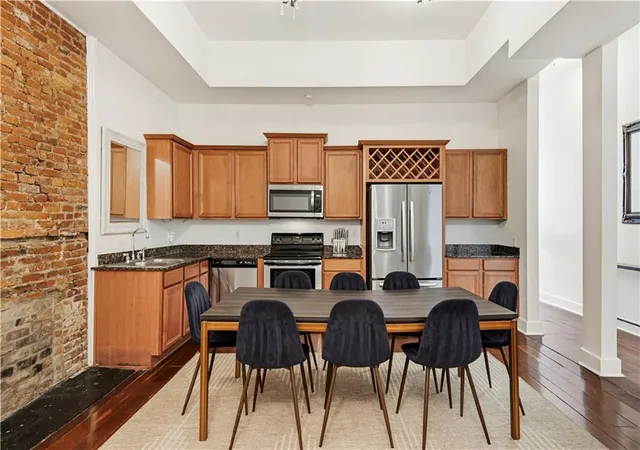 Homes for sale in New Orleans, LA | 1323Rd St Mary St, New Orleans, LA 70130