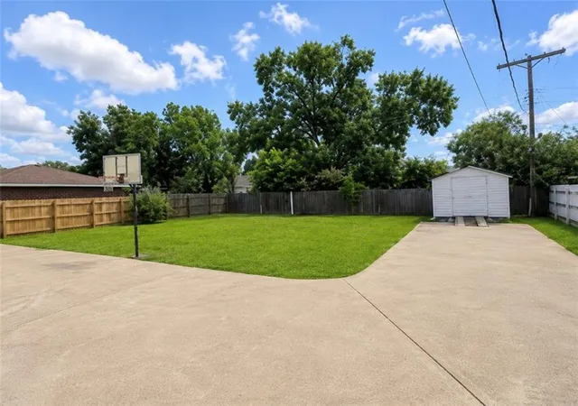 Homes for sale in Gretna, LA | 323 Terry Pkwy, Gretna, LA 70056 | MLS# 2562008