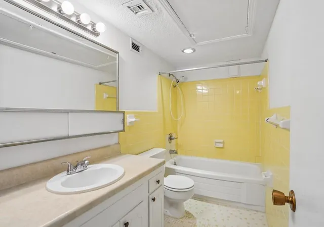 18th image of 2708 Whitney Pl #812, Metairie, LA 70002 | MLS# 2562786