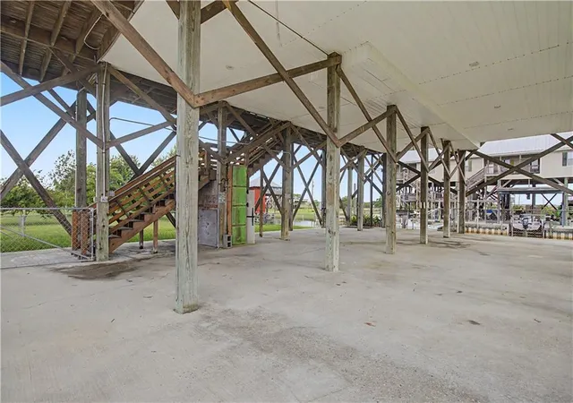 22nd image of 10100 W Park Rd, Bay St Louis, MS 39520 | MLS# 2562783