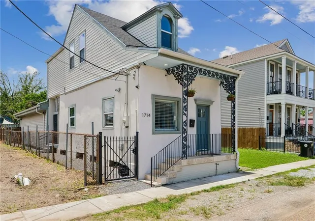 2nd image of 1714 Governor Nicholls St, New Orleans, LA 70116 | MLS# 2562739