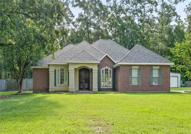 Homes for sale in Ponchatoula, LA | 15444 Carlou Dr, Ponchatoula, LA 70454 | MLS# 2562347