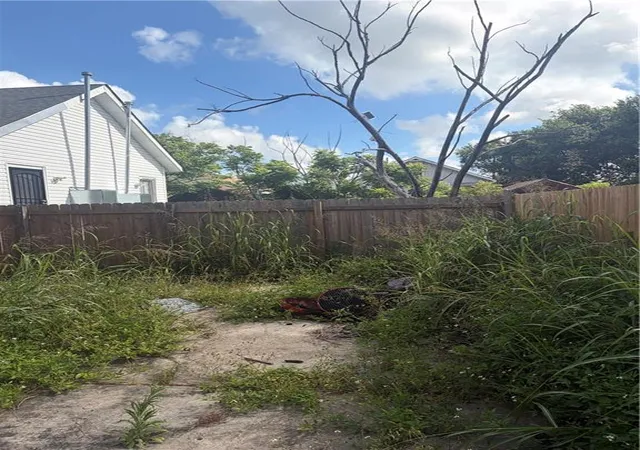 2nd image of 1025 27 Lamanche St, New Orleans, LA 70117 | MLS# 2561600