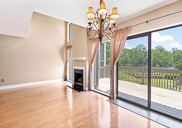 4th image of 404 Tchefuncte Oaks Dr, Mandeville, LA 70471