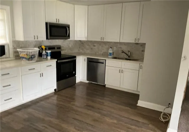 3rd image of 1935 Friedrica St, Gretna, LA 70056 | MLS# 2563003