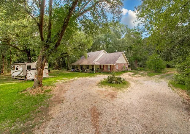 3rd image of 43232 Sontheimer Rd, Hammond, LA 70403 | MLS# 2563000