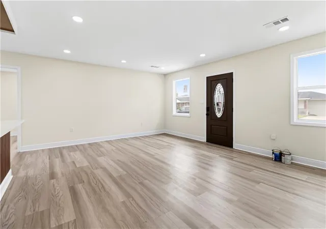 3rd image of 6125 Victorian Dr, Marrero, LA 70072 | MLS# 2563006