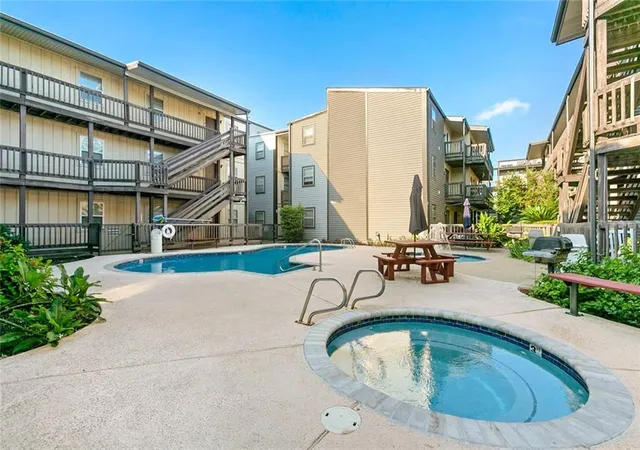 Homes for sale in Metairie, LA | 2301 Edenborn Ave #507, Metairie, LA 70001 | MLS# 2562806