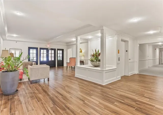 2nd image of 801 Rue Burgundy St #315, Metairie, LA 70005 | MLS# 2563005