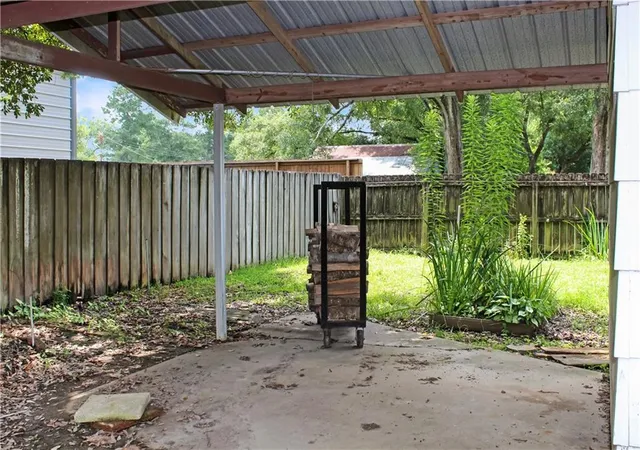 Homes for sale in Ponchatoula, LA | 115 Shirleen Dr, Ponchatoula, LA 70454 | MLS# 2562789