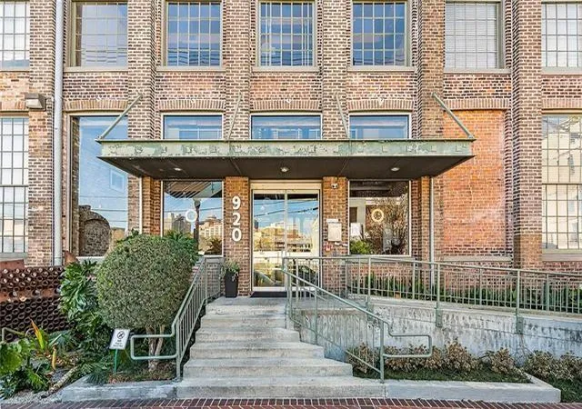 2nd image of 920 Poeyfarre St #225, New Orleans, LA 70130 | MLS# 2563121