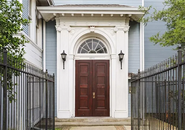2nd image of 4716 Annunciation St, New Orleans, LA 70115